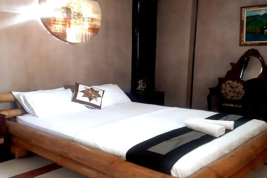 The Reinhold Guesthouse Bali Kerobokan Buitenkant foto