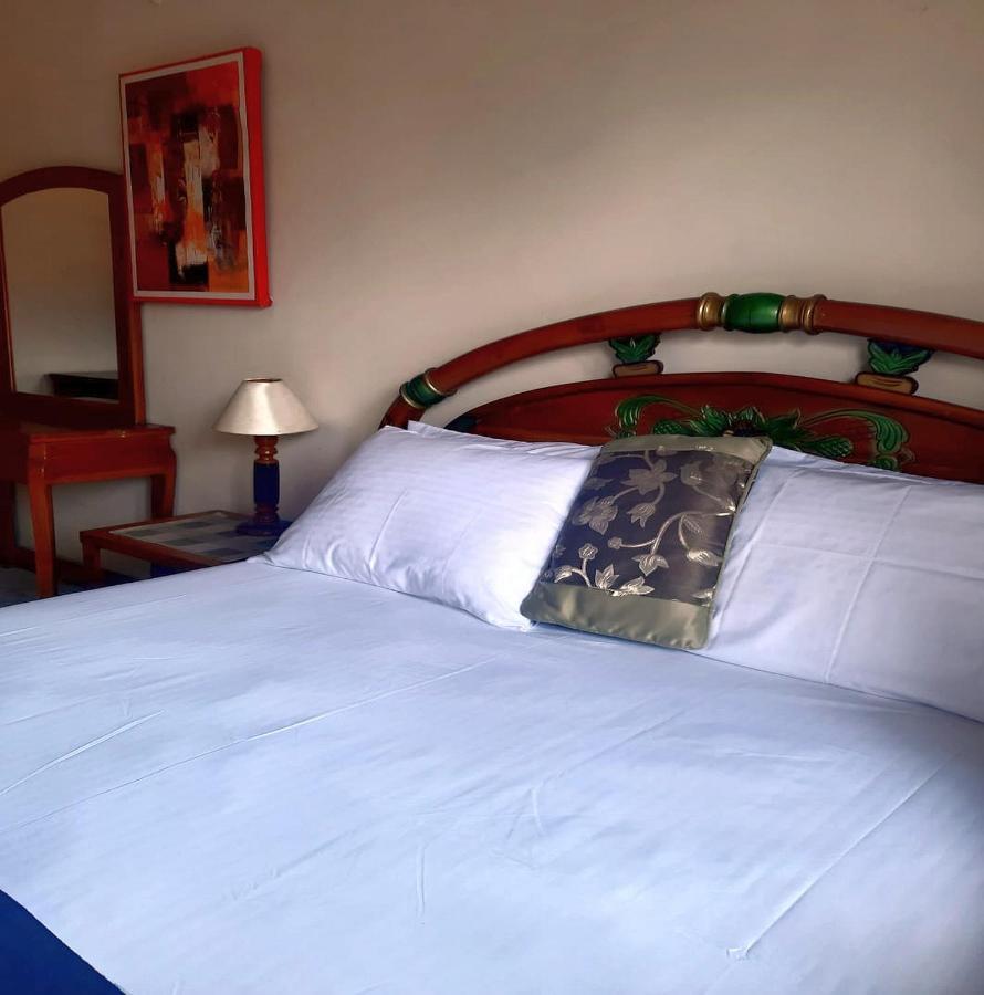The Reinhold Guesthouse Bali Kerobokan Buitenkant foto