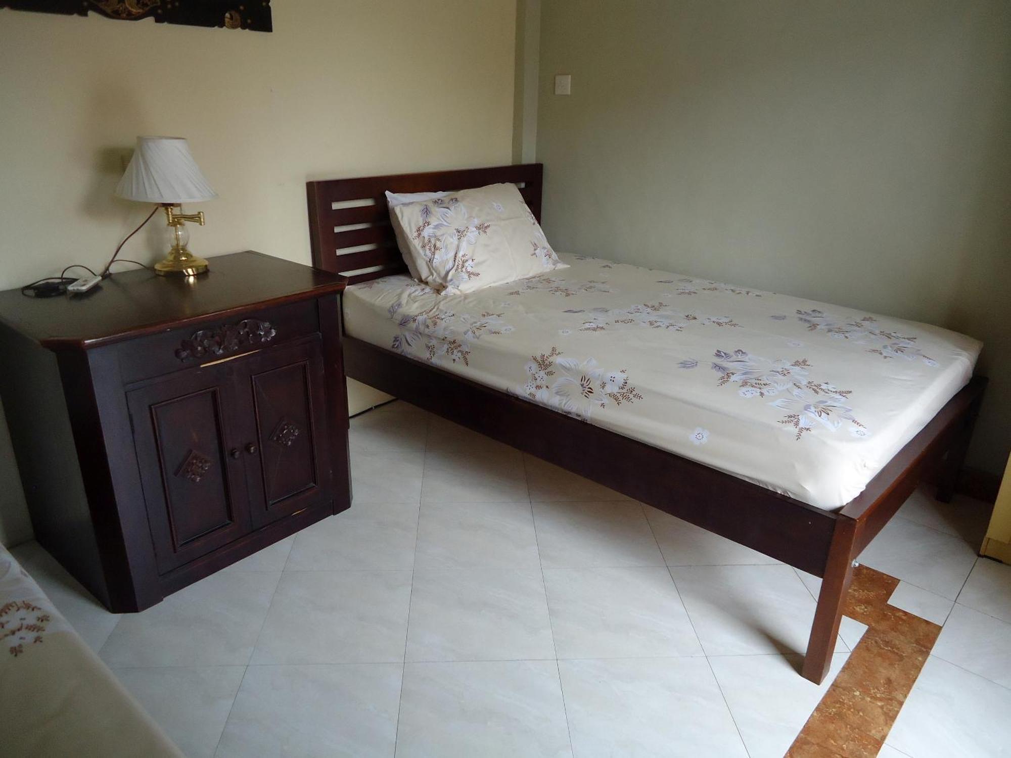 The Reinhold Guesthouse Bali Kerobokan Buitenkant foto