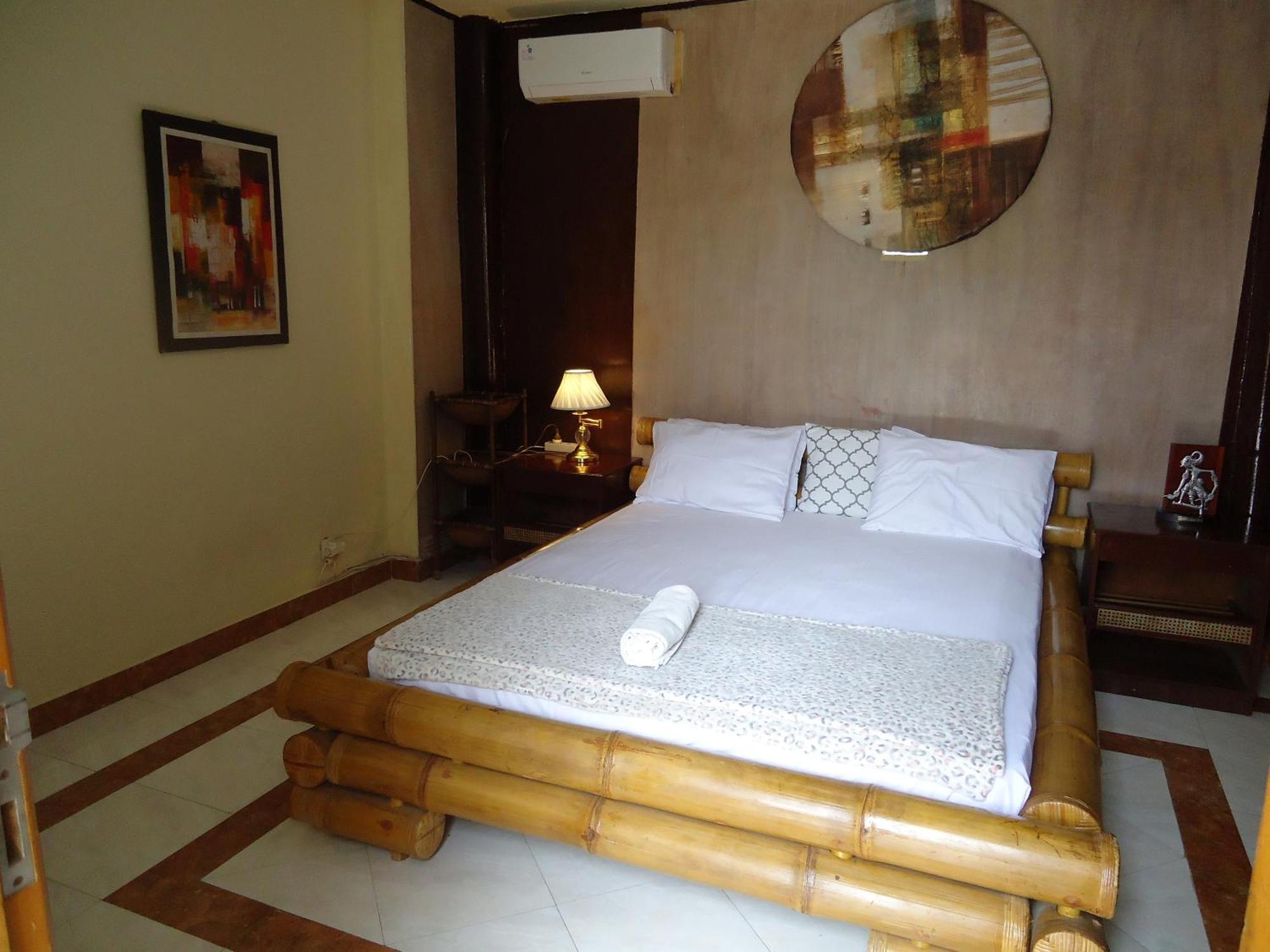 The Reinhold Guesthouse Bali Kerobokan Buitenkant foto