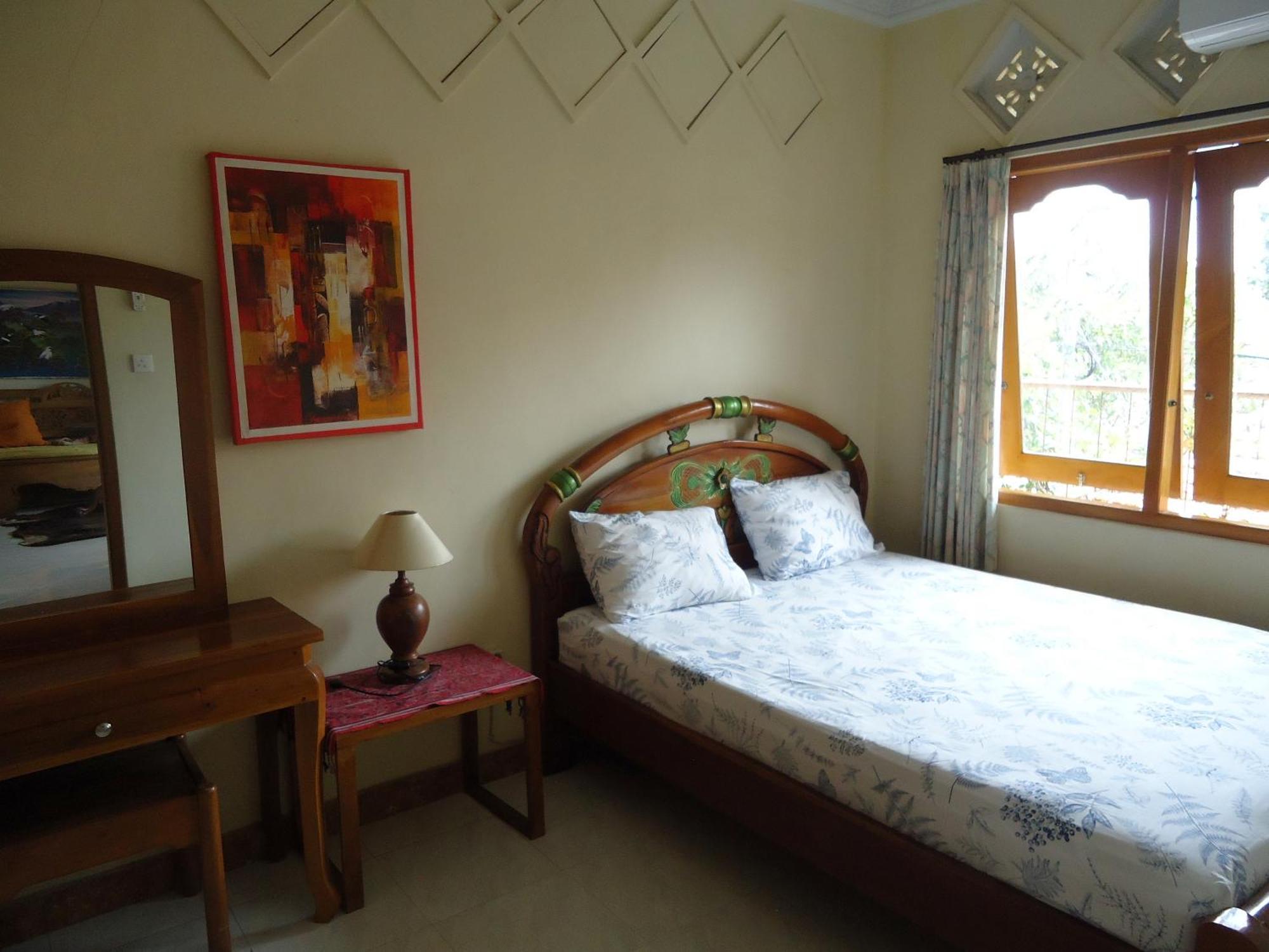 The Reinhold Guesthouse Bali Kerobokan Buitenkant foto